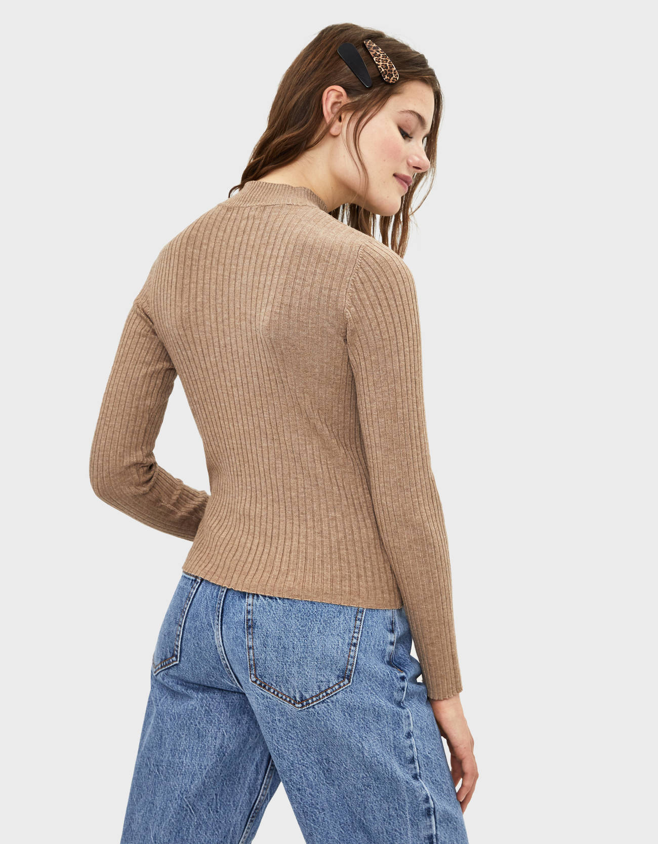 Bershka Dik yaka kazak 0 Bershka Dik yaka kazak 1