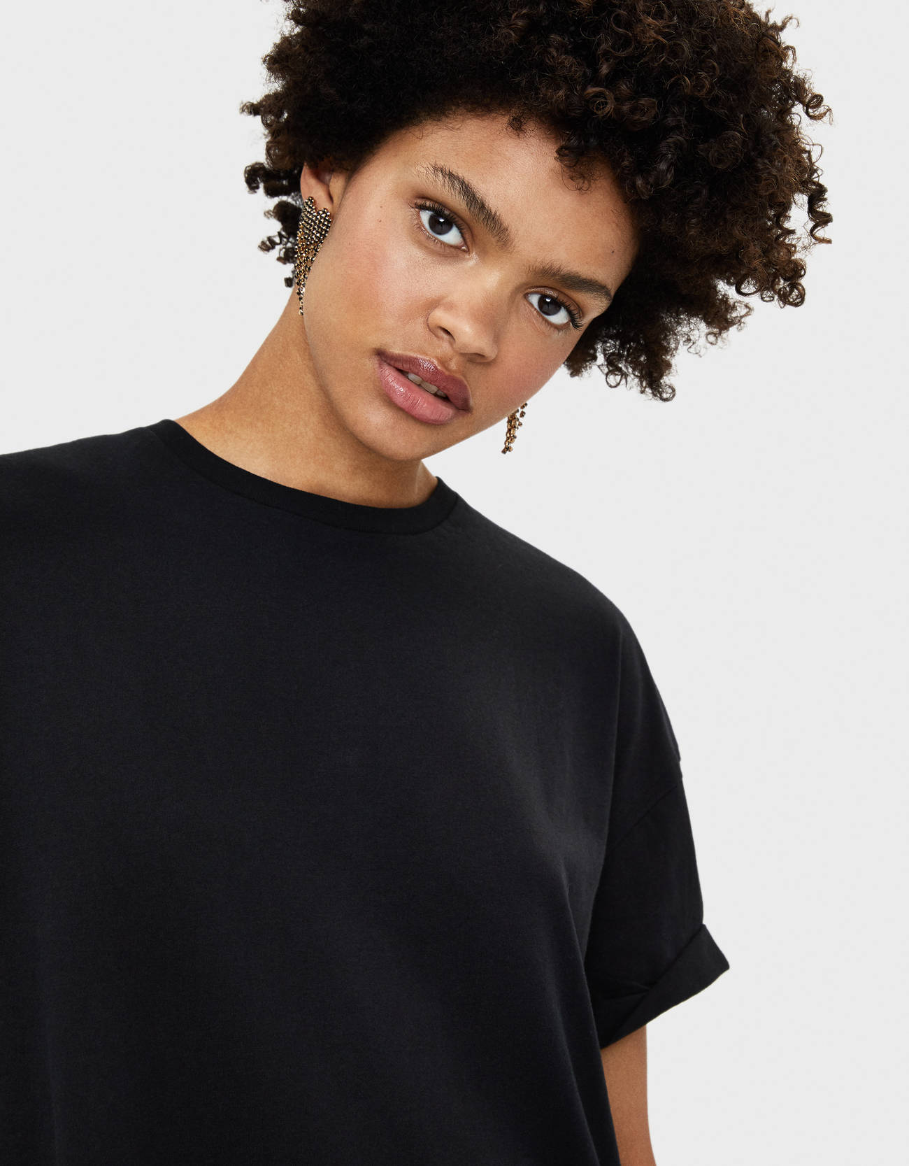 Bershka Kısa kollu uzun t-shirt 2 Bershka Kısa kollu uzun t-shirt 3