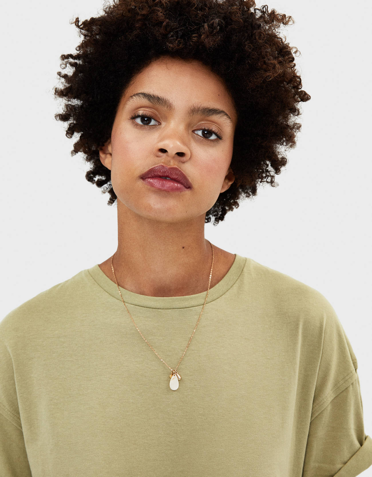 Bershka Kısa kollu uzun t-shirt 2 Bershka Kısa kollu uzun t-shirt 3