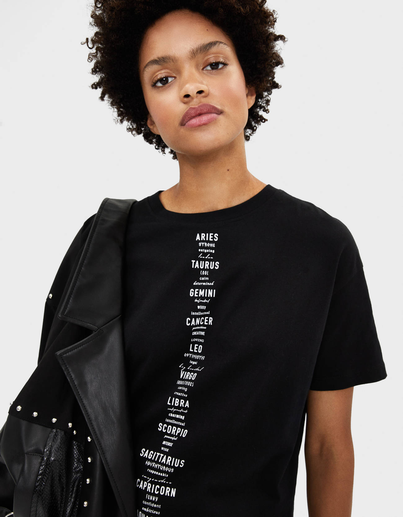 Bershka Baskılı t-shirt 10 Bershka Baskılı t-shirt 11
