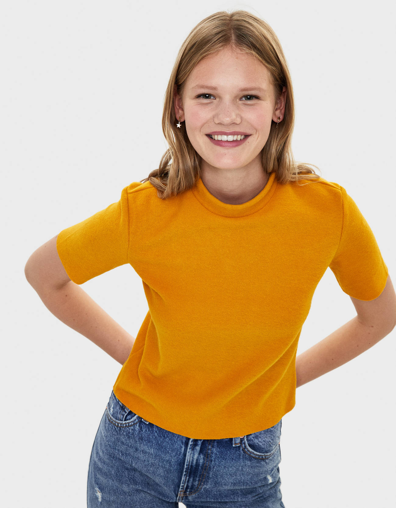 Bershka Dik yaka t-shirt 10 Bershka Dik yaka t-shirt 11