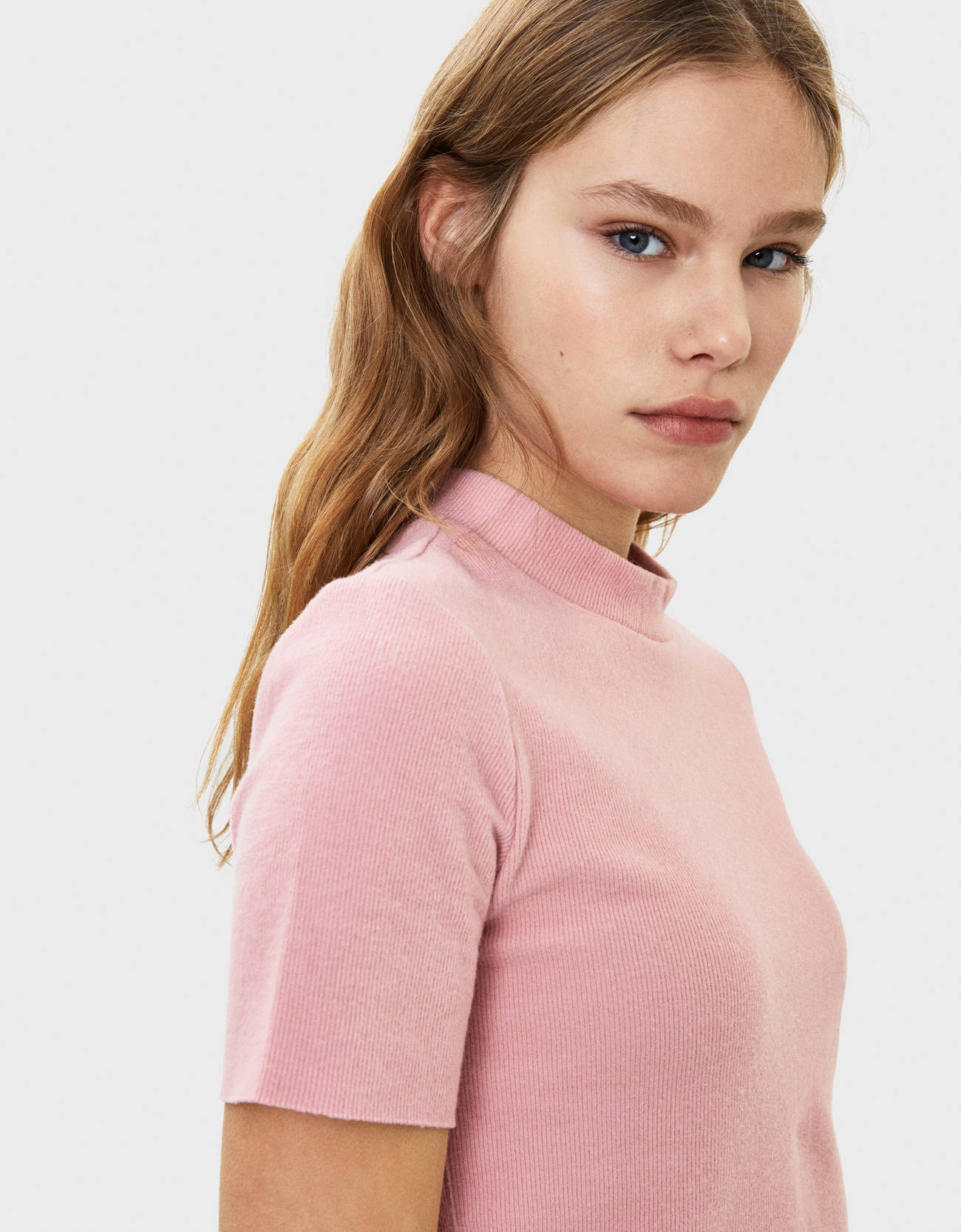 Bershka Dik yaka t-shirt 8 Bershka Dik yaka t-shirt 9