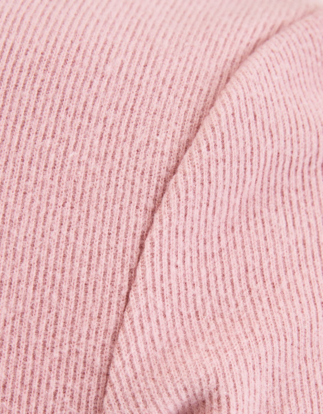 Bershka Dik yaka t-shirt 2 Bershka Dik yaka t-shirt 3