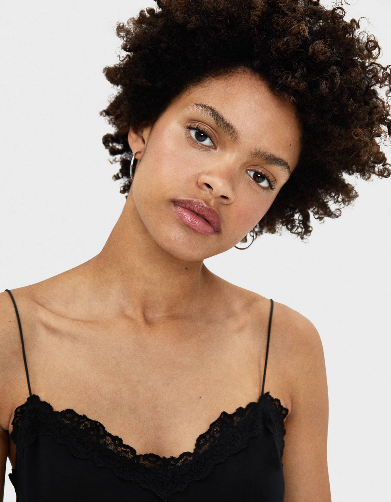 Bershka Dantel şeritli top 2 Bershka Dantel şeritli top 3