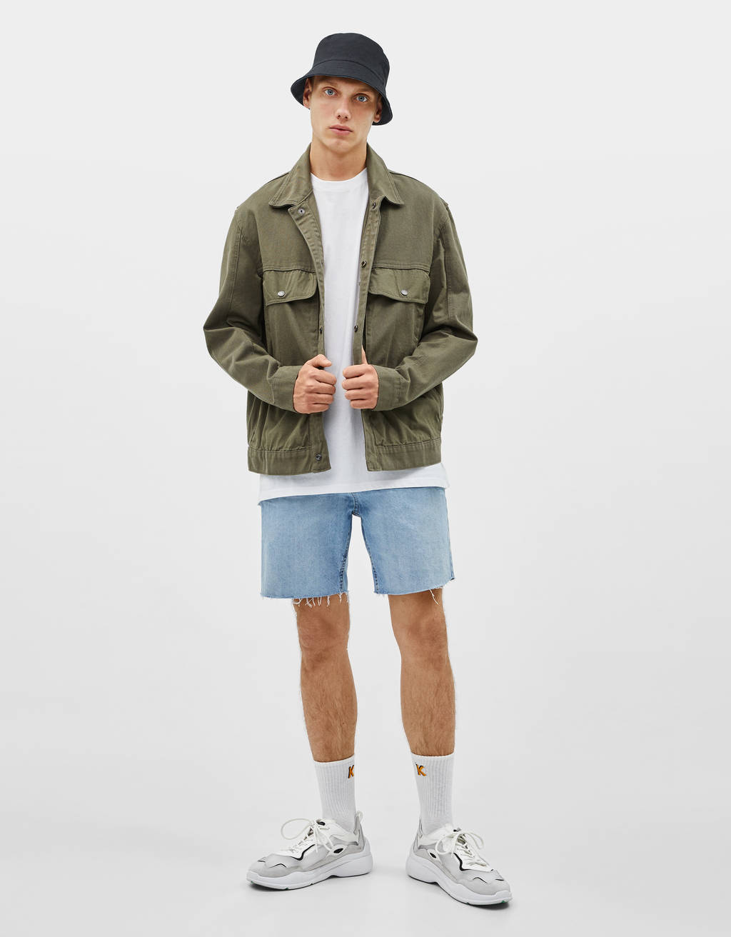 Slim fit denim Bermuda shorts - null 