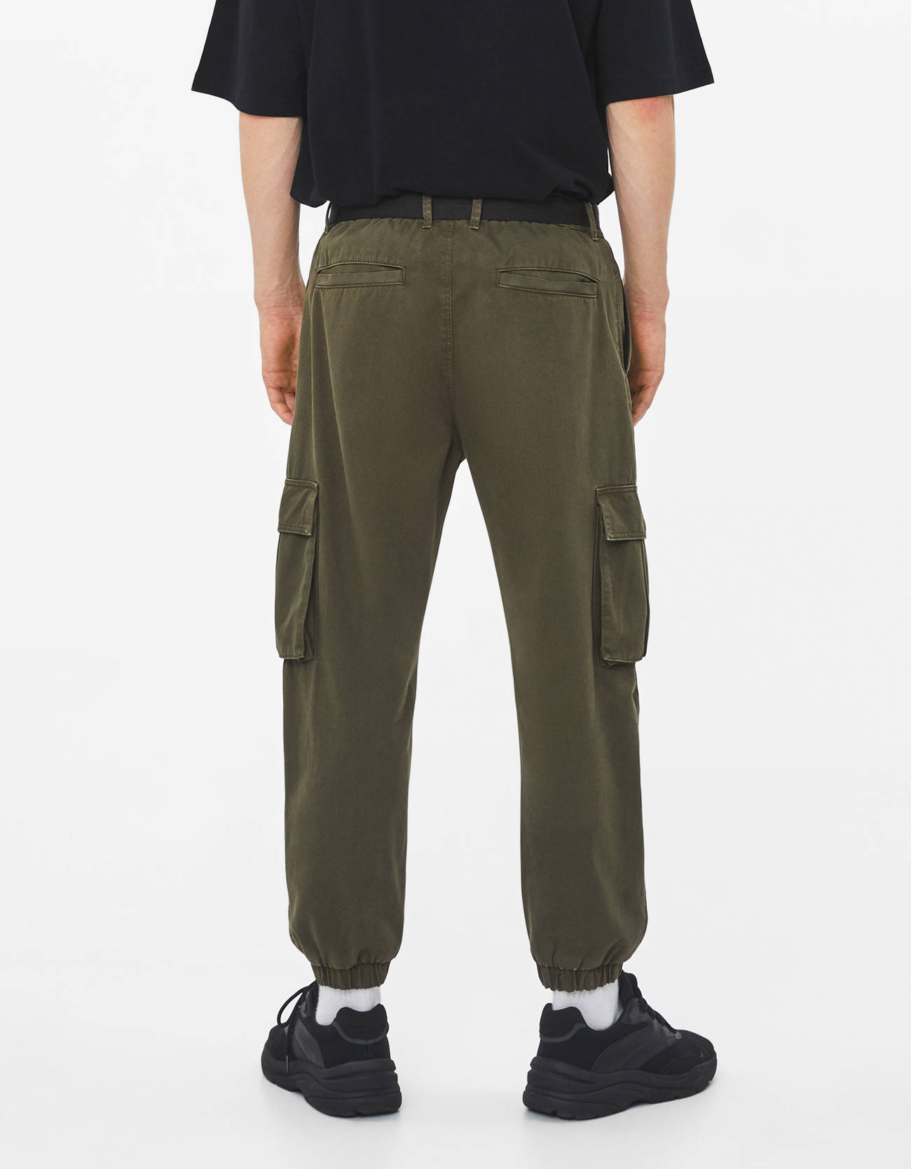 Bershka Kemerli kargo pantolon 0 Bershka Kemerli kargo pantolon 1
