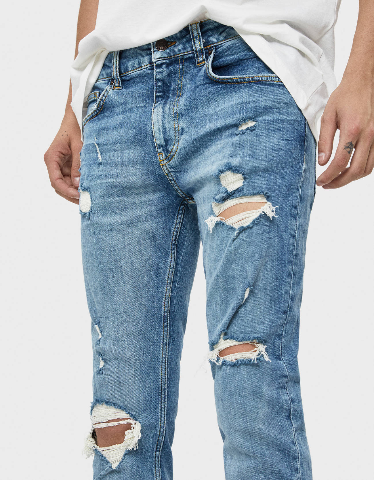 Bershka Yırtıklı Skinny Fit jean 2 Bershka Yırtıklı Skinny Fit jean 3