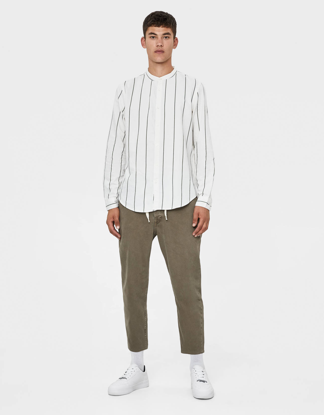 Bershka Hakim yaka gömlek 4 Bershka Hakim yaka gömlek 5