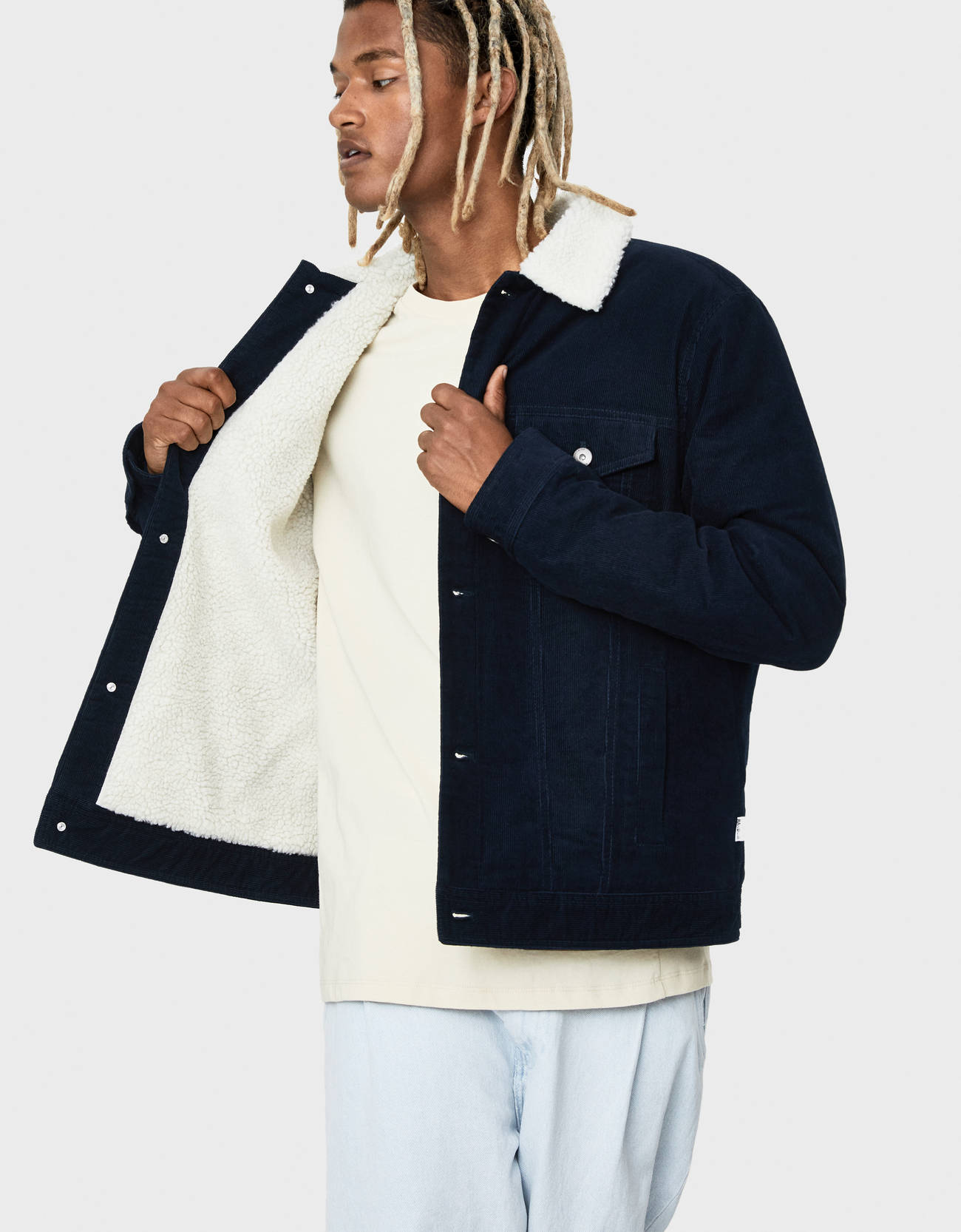 Bershka Suni yünlü fitilli kadife ceket 2 Bershka Suni yünlü fitilli kadife ceket 3