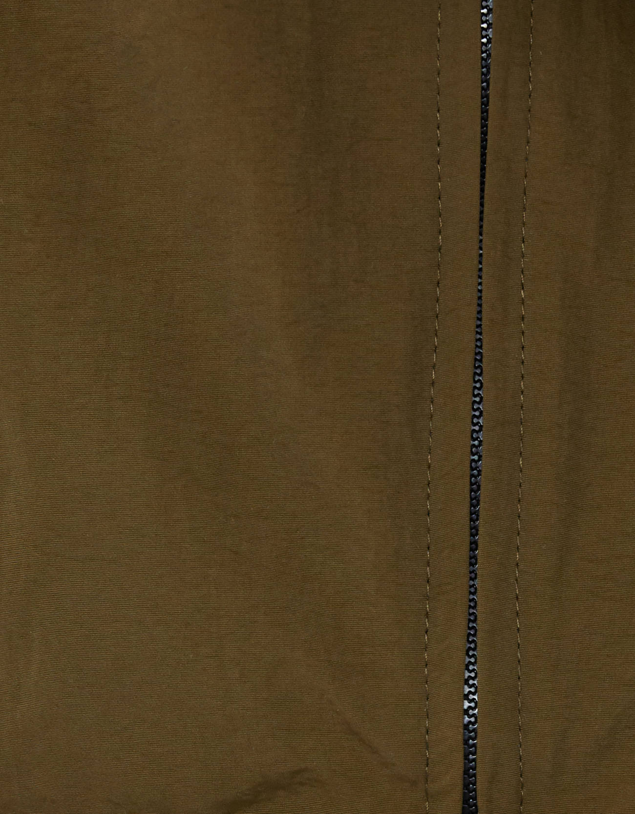 Bershka Kapitone kanguru mont 8 Bershka Kapitone kanguru mont 9