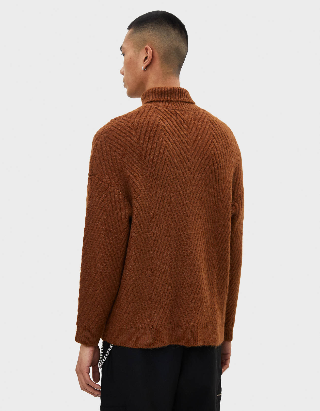 Bershka Dik yaka listing düğümlü kazak 0 Bershka Dik yaka listing düğümlü kazak 1