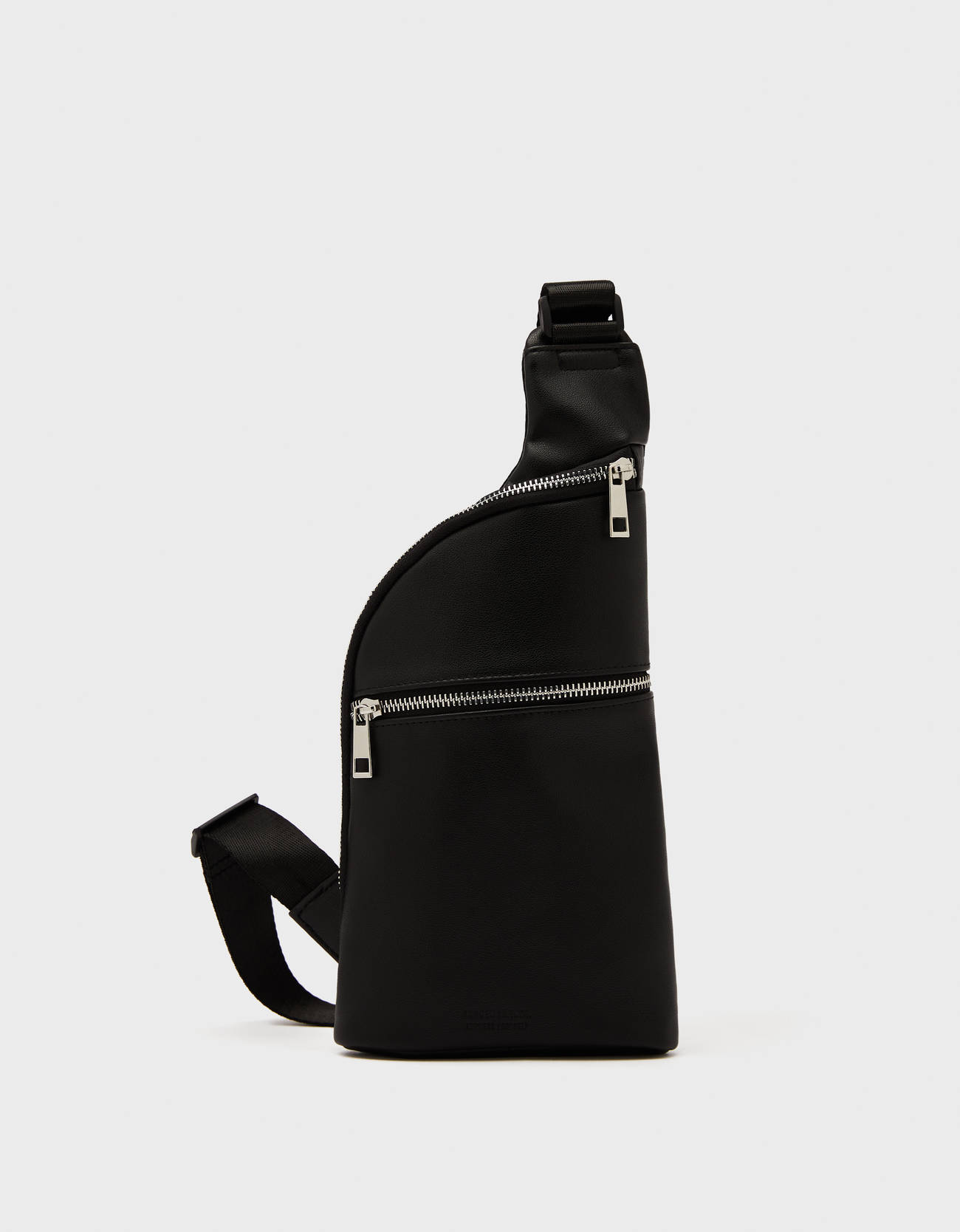 Bolso bandolera - null - Bershka El Salvador