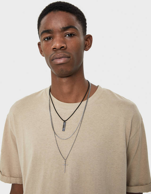 Pendant Necklace Null Bershka Montenegro