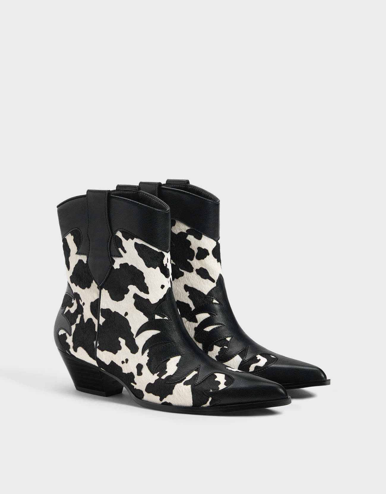 Botines cowboy PIEL - Micro Site Influencer - Bershka Dominican Republic