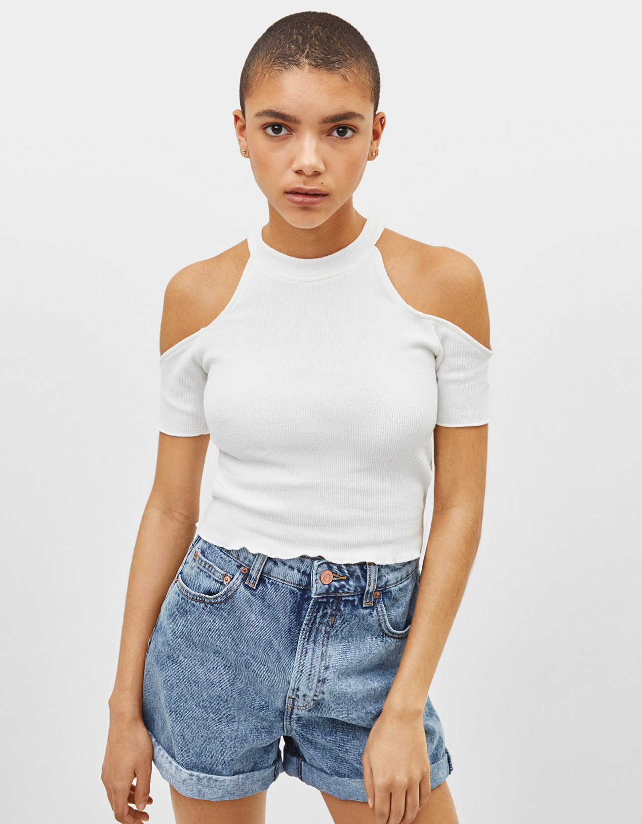 pull avec collier ras de cou pull avec collier ras de cou