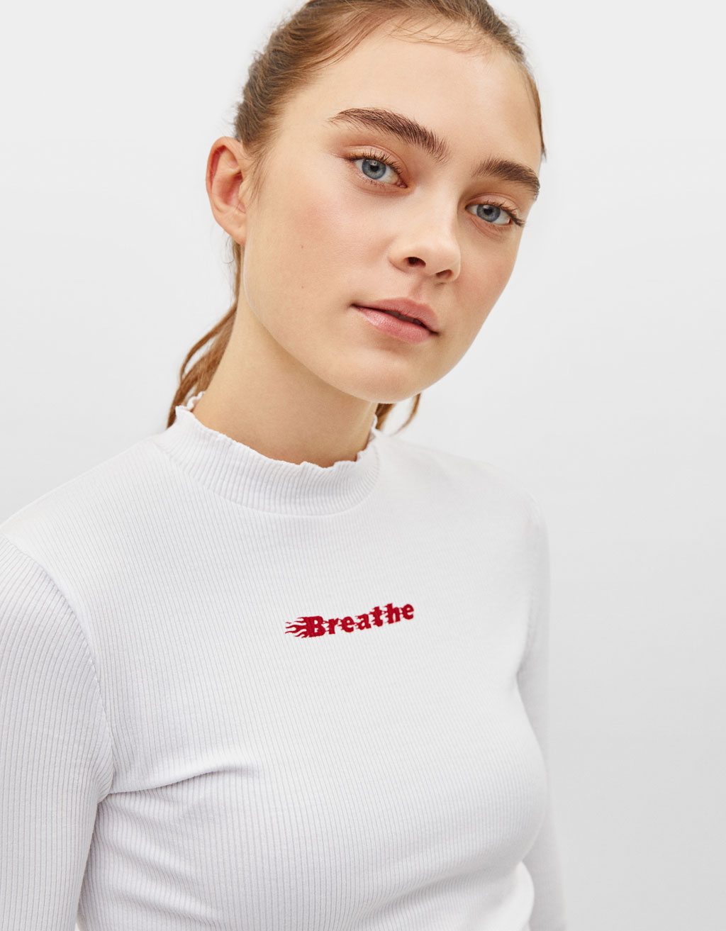 maglia trasparente bershka