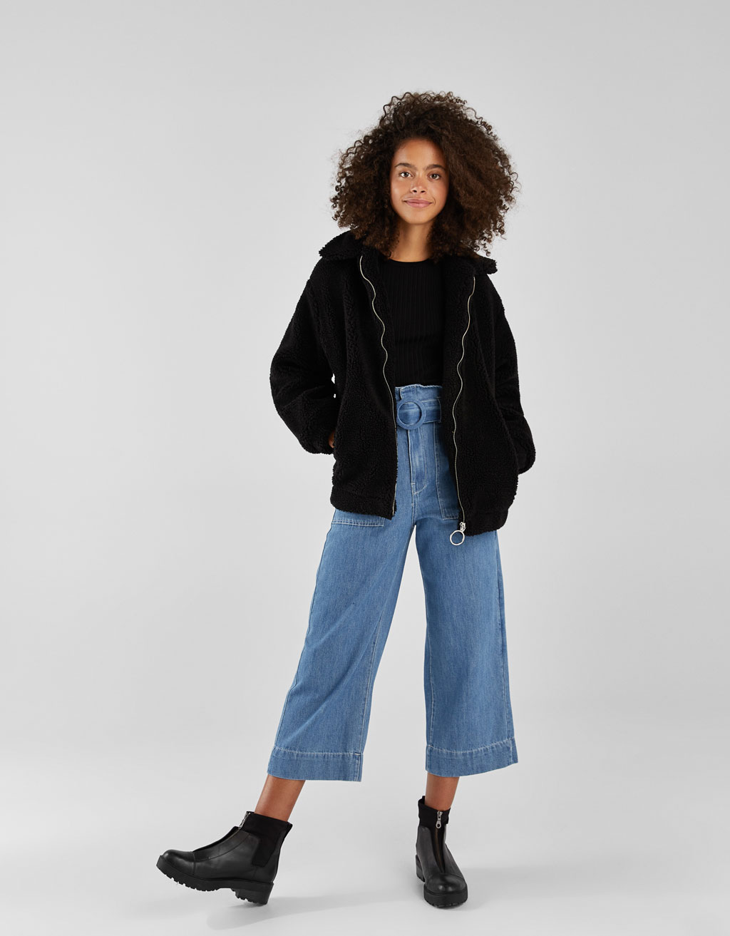 Cazadora oversize de borreguillo