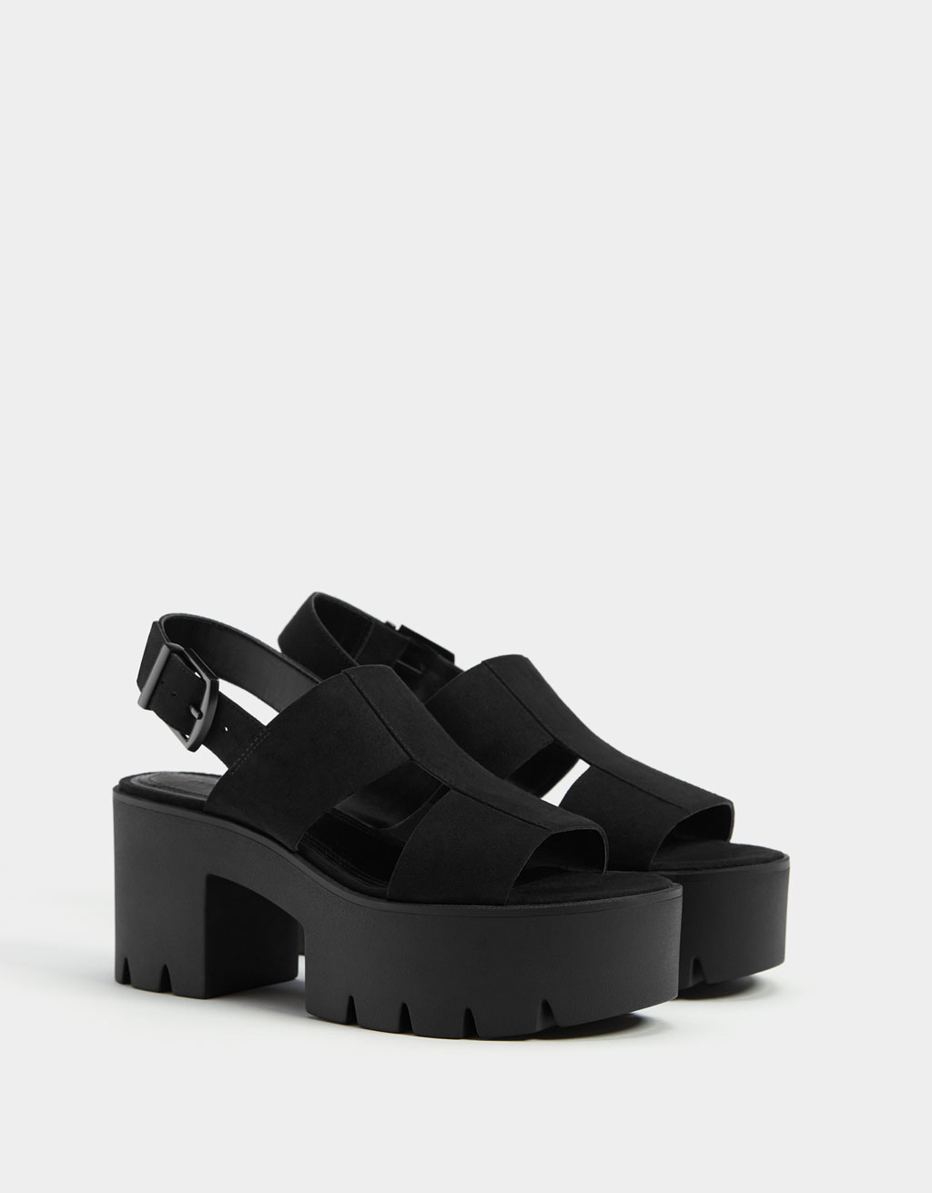 Sandalias 2025 negras bershka
