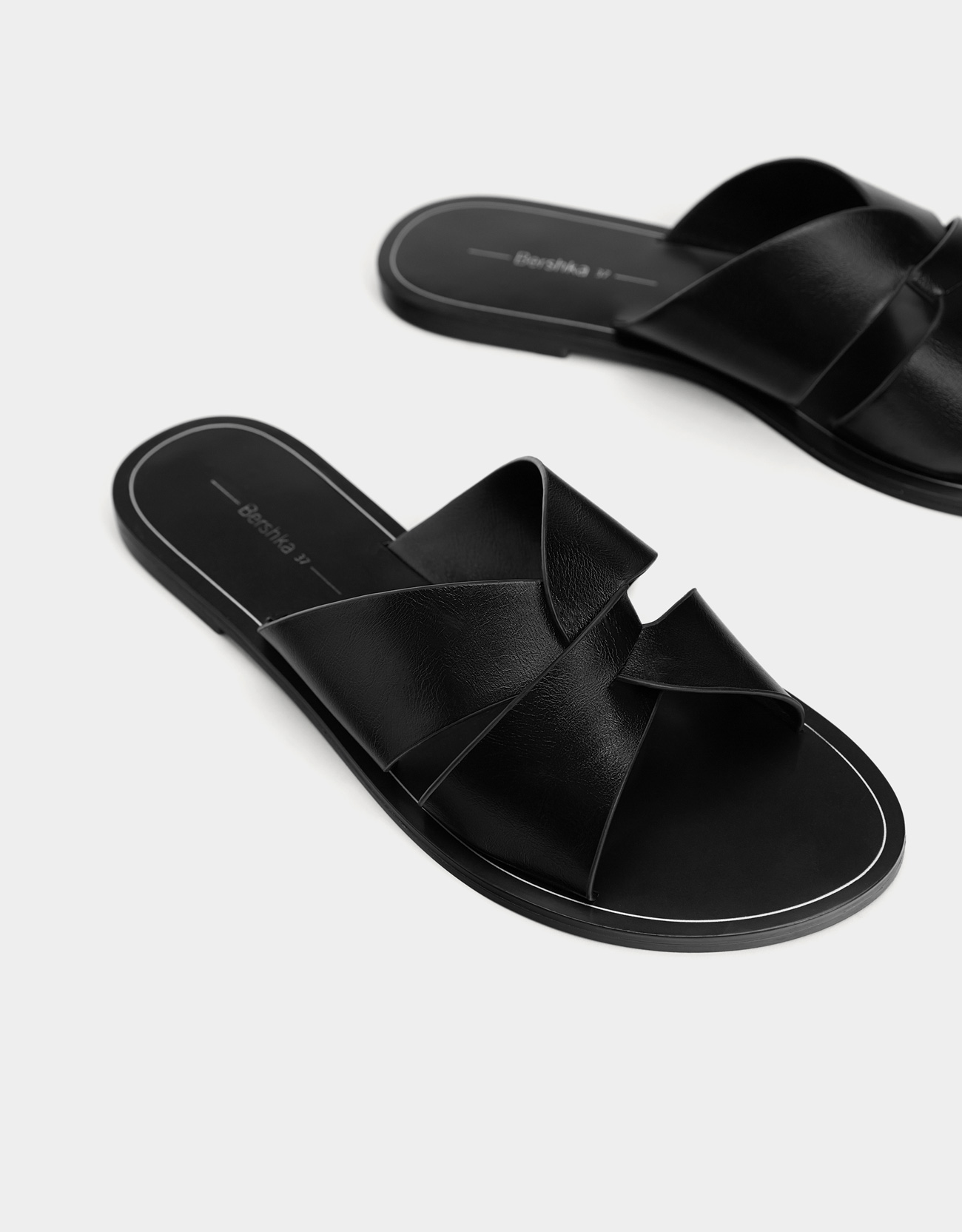 Modalite Net Bershka Kruvaze Bantli Terlik