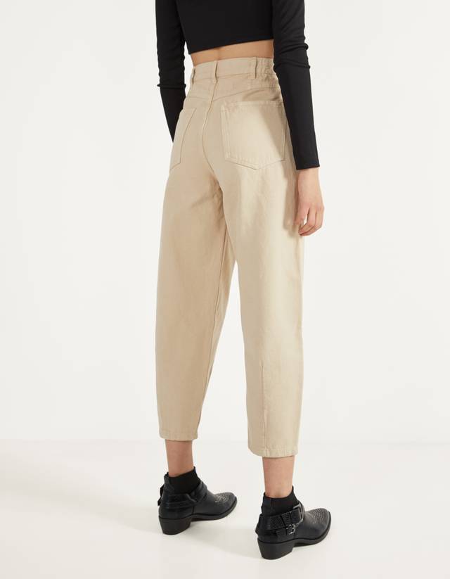 Balloon fit jeans - Denim - Woman | Bershka