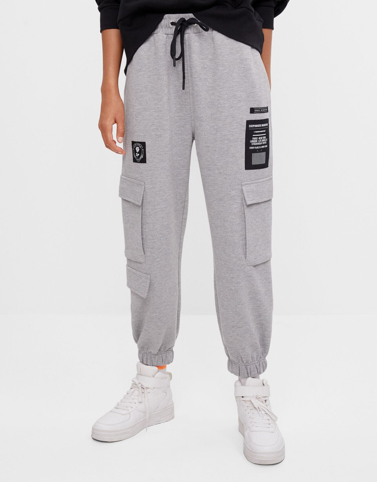 Plush cargo jogging trousers - Trousers 