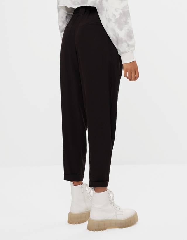 Pantalón bombacho TENCEL ® - Pantalones - Mujer | Bershka