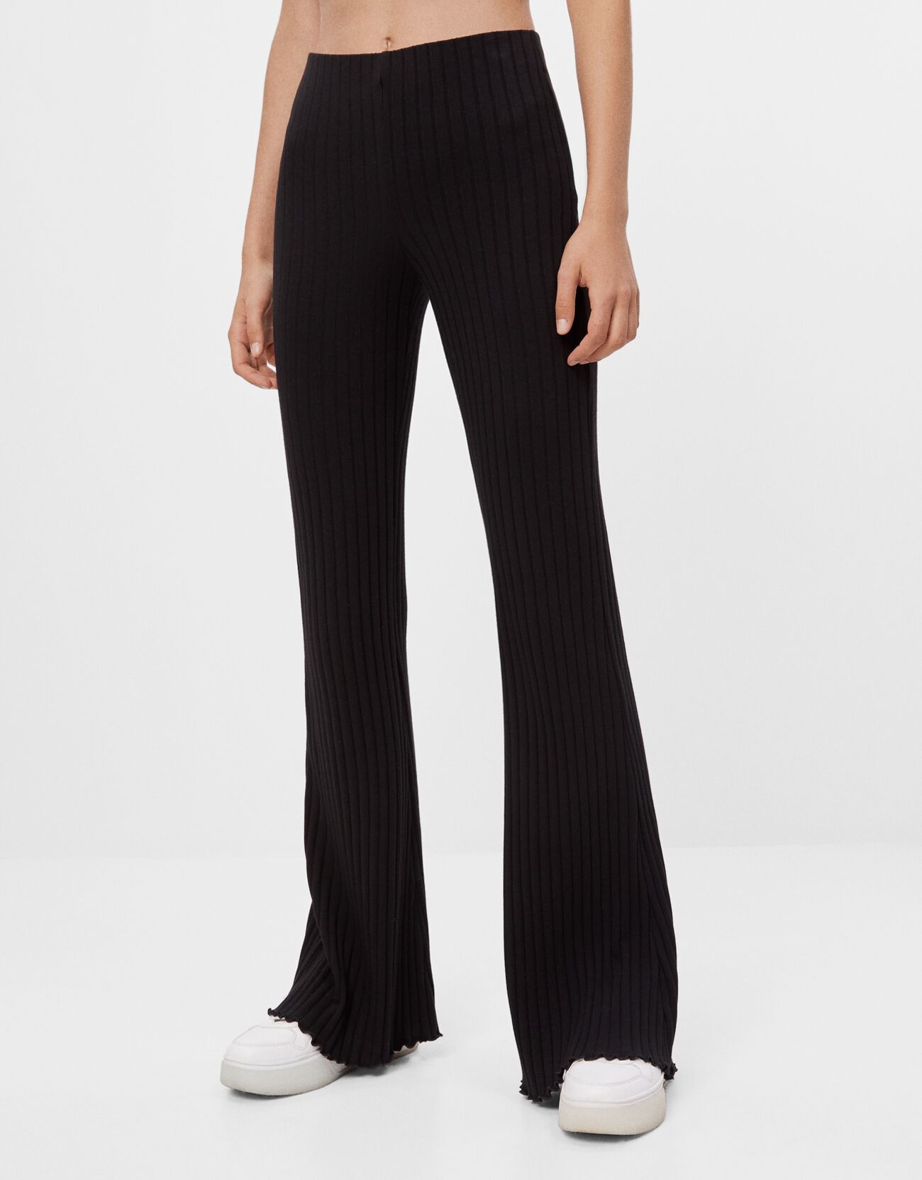 Flared trousers - Woman | Bershka