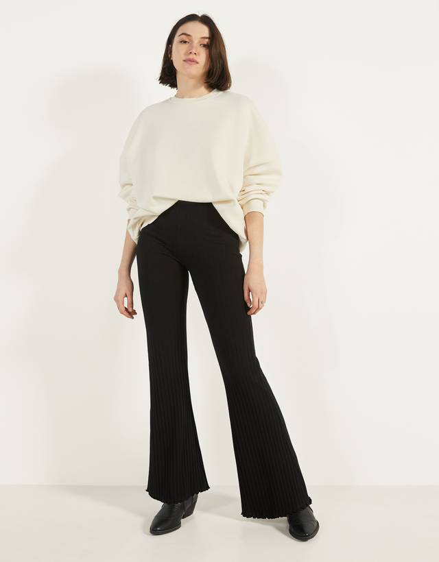 Flared trousers - CLOTHING - Bershka 