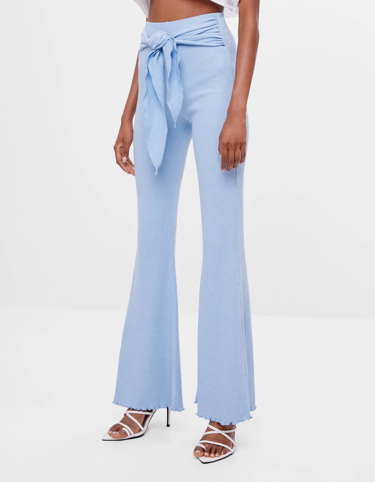 bow - Trousers - Bershka Venezuela