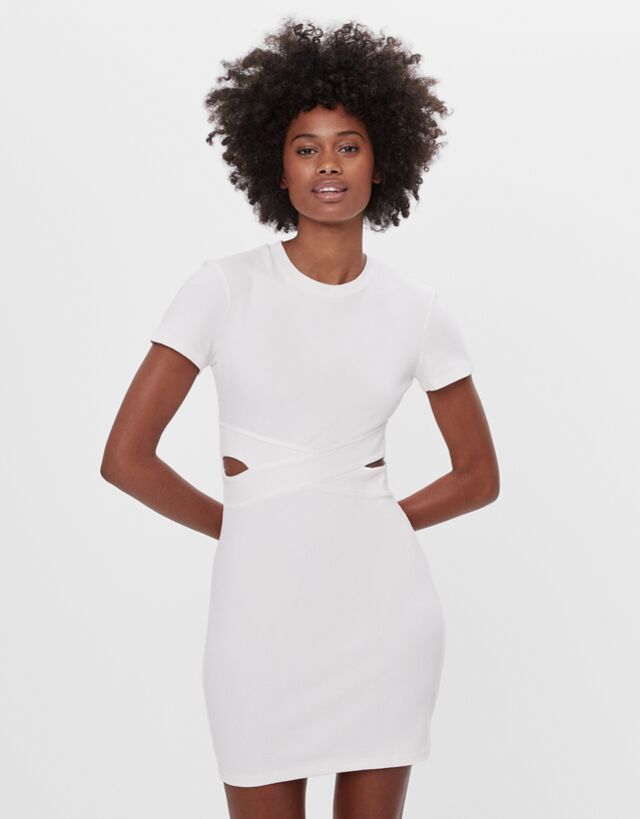 Short cut-out dress - Woman | Bershka