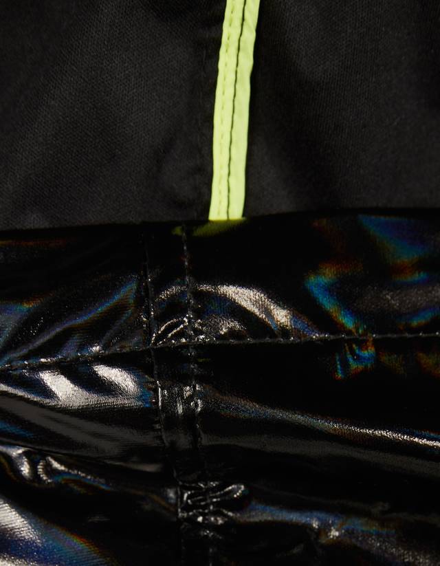 Iridescent raincoat - Woman | Bershka