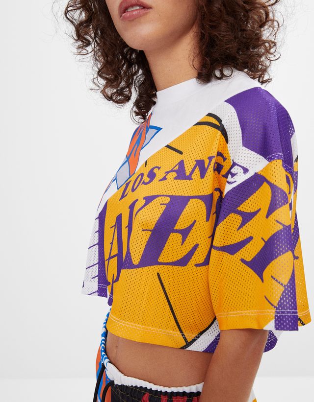 NBA cropped T-shirt - Woman | Bershka