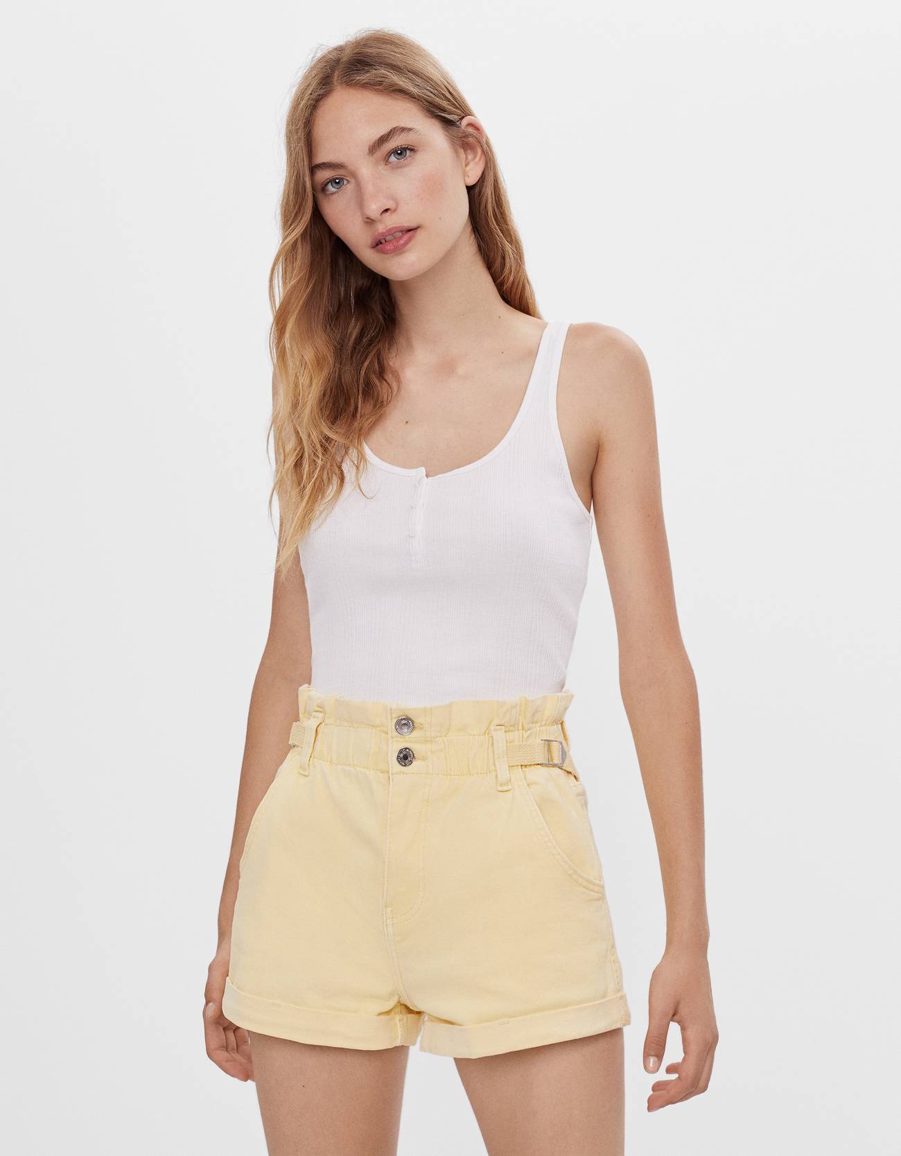 elastic waist shorts with belt loops