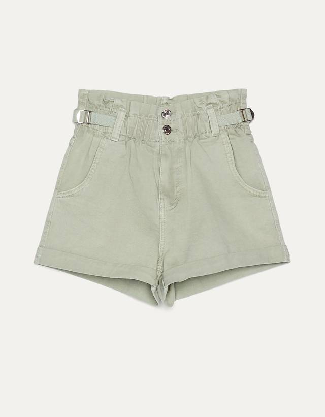 Shorts with elastic waistband and belt 
