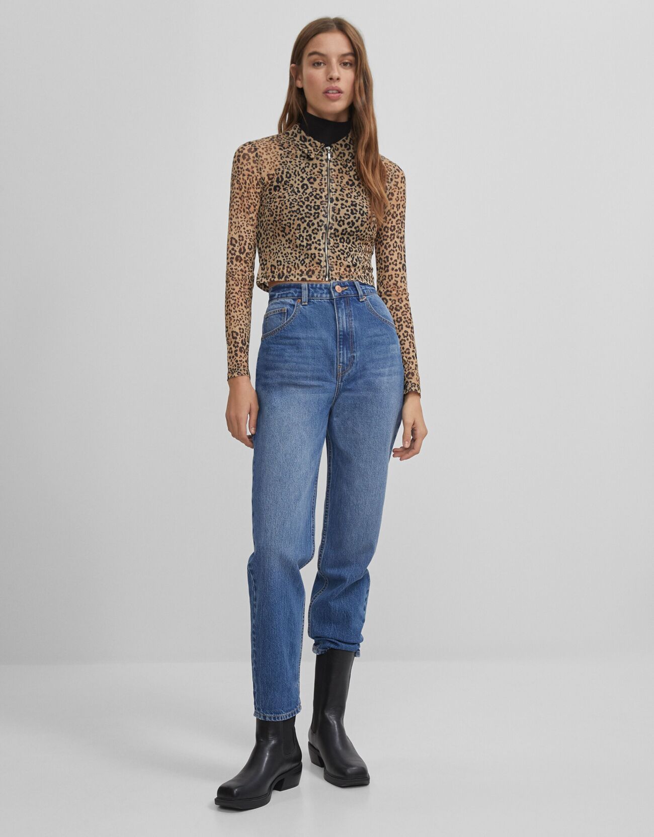 Bershka Kıvrık paçalı mom jean 8 Bershka Kıvrık paçalı mom jean 9