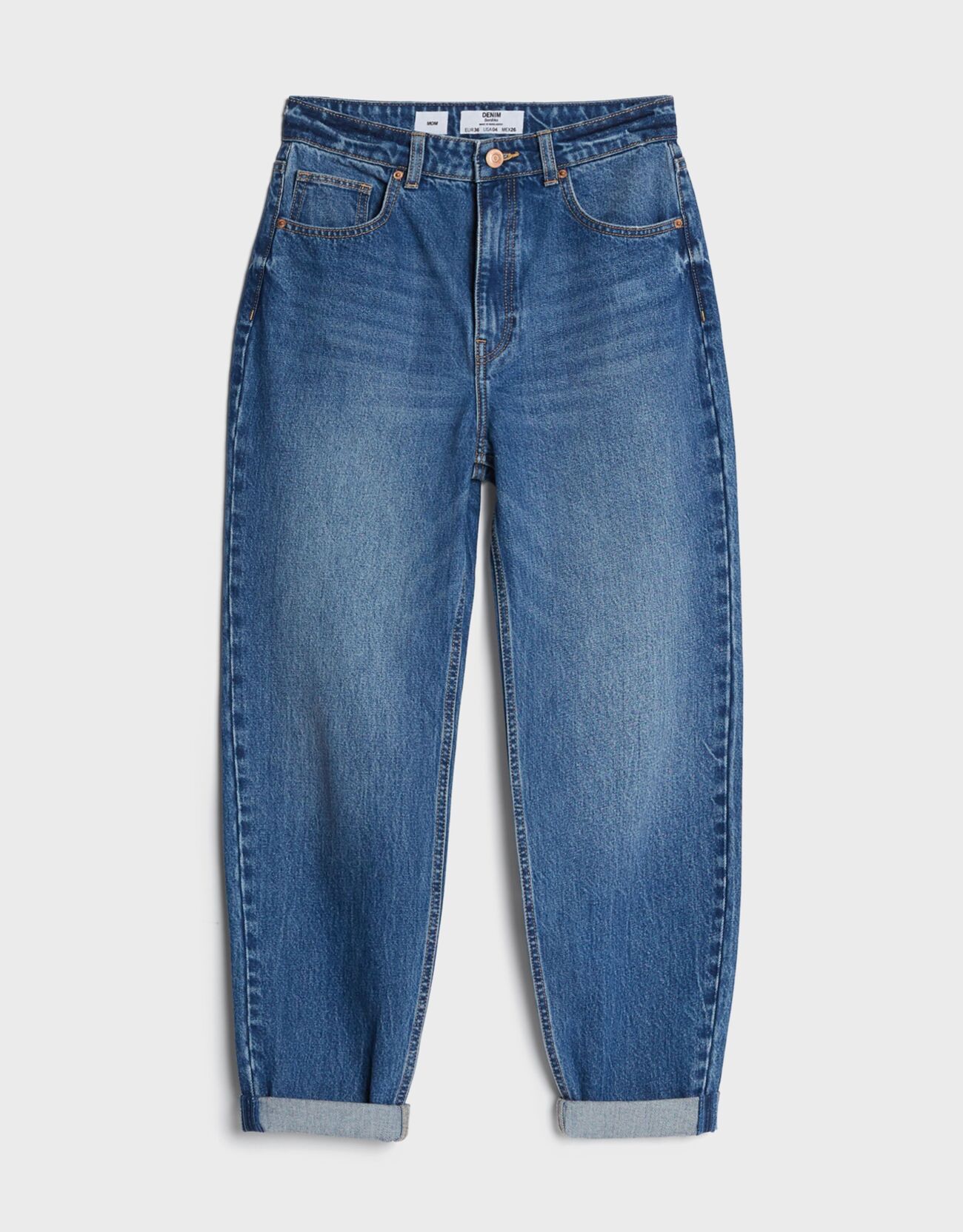Bershka Kıvrık paçalı mom jean 6 Bershka Kıvrık paçalı mom jean 7