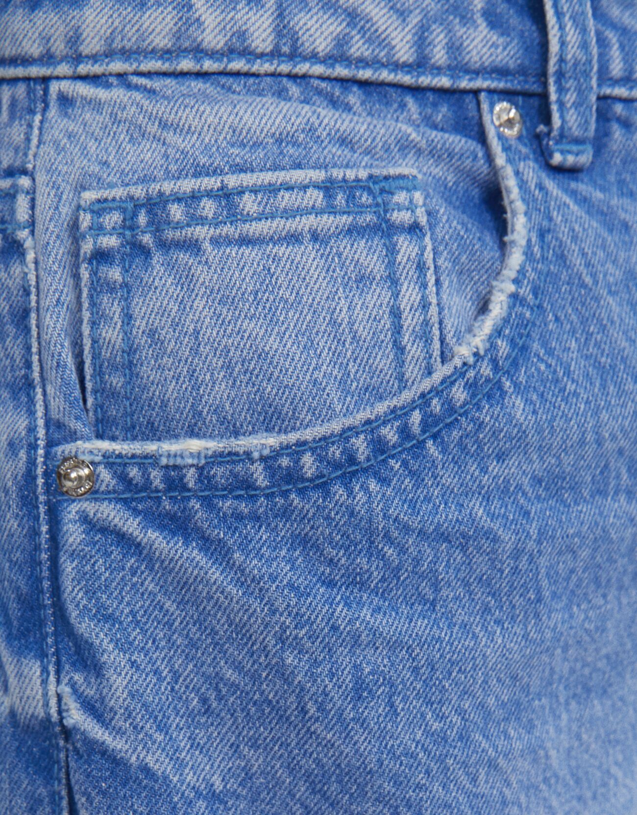 Bershka Kıvrık paçalı mom jean 16 Bershka Kıvrık paçalı mom jean 17