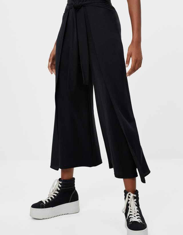 Pantalón Culotte plateado - null - Bershka Costa Rica