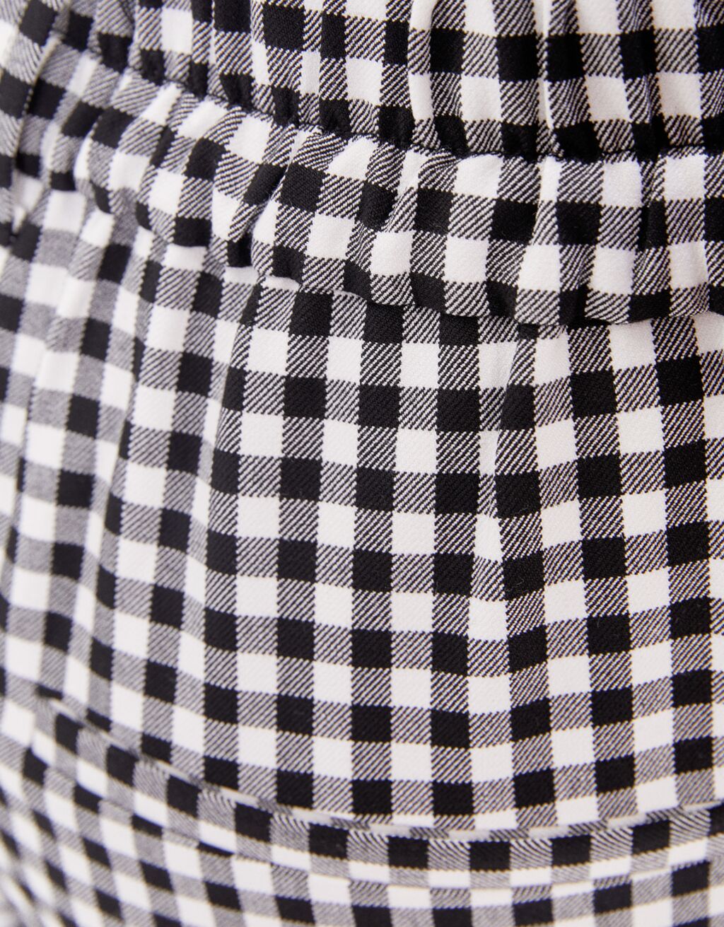 Straight fit cropped trousers 