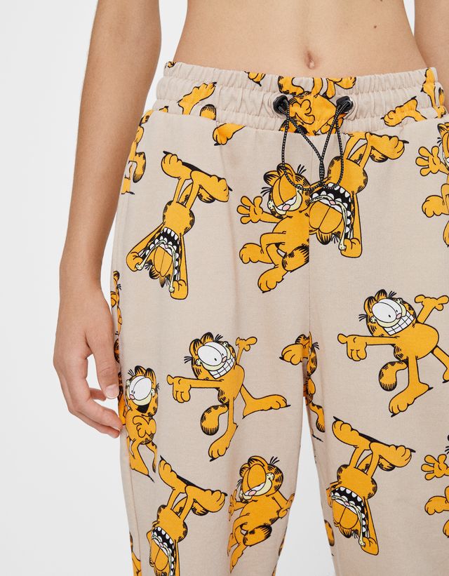Garfield \u0026 Bershka trousers - Woman | Bershka