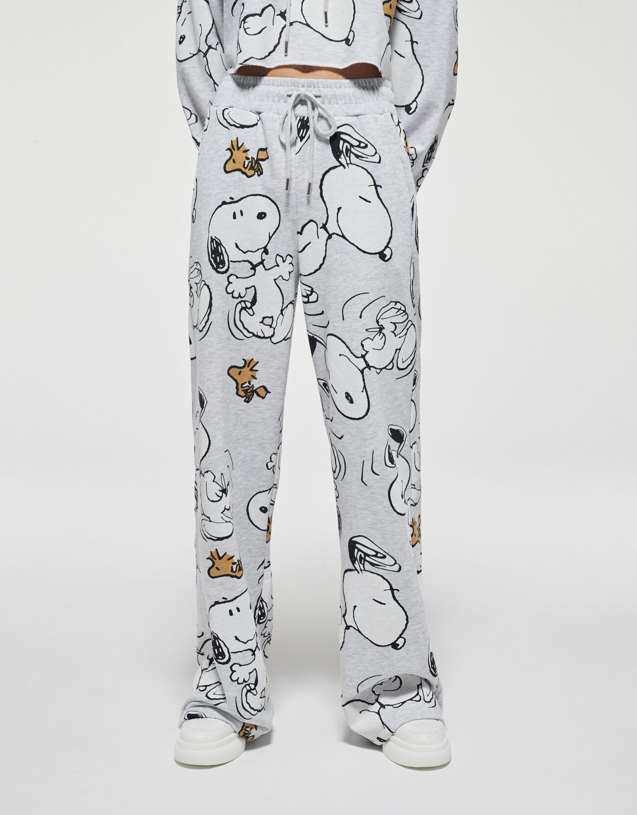 Wide-leg Snoopy trousers - Printed - Bershka Spain