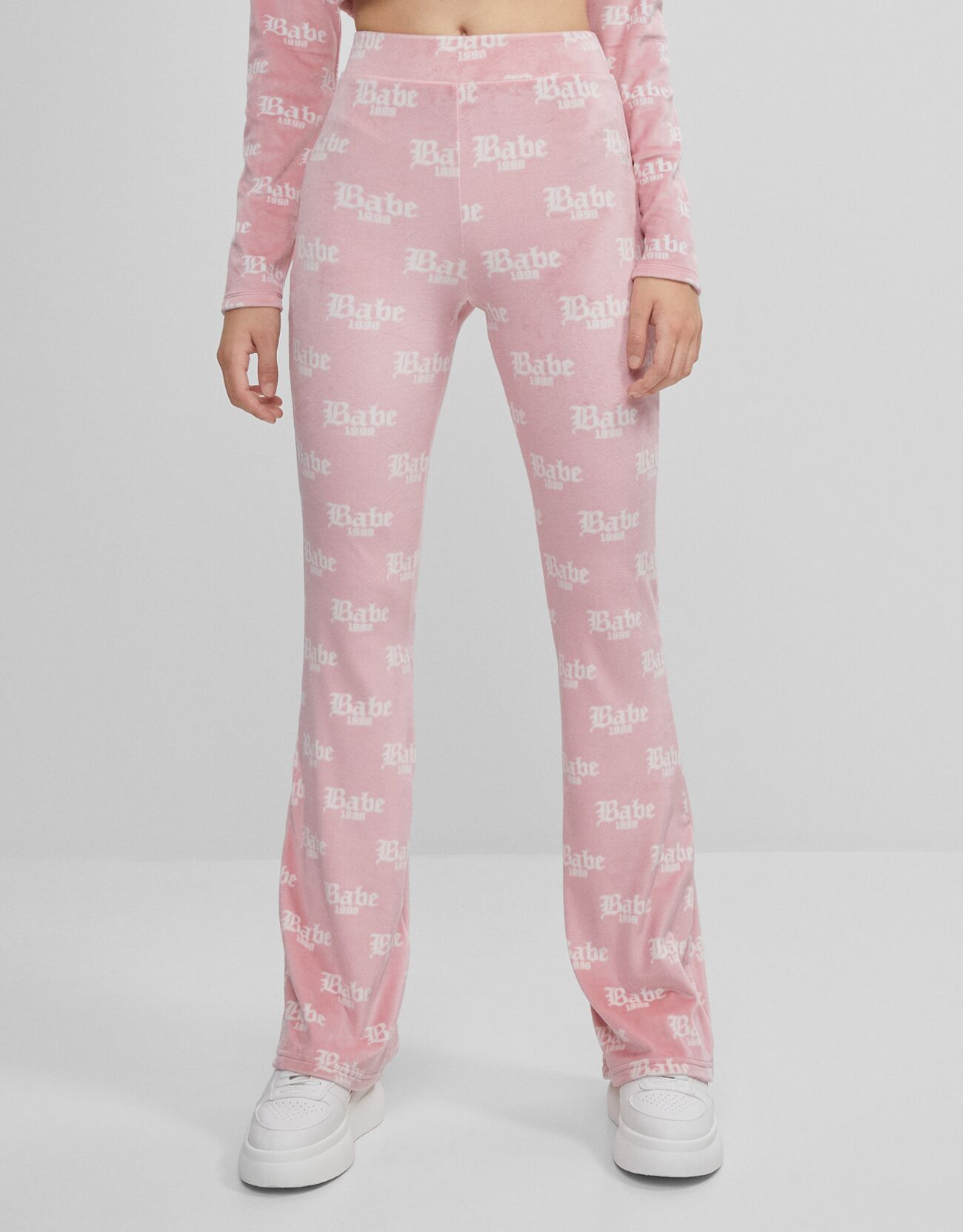 Babe print trousers - Woman | Bershka