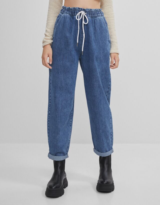 Balloon fit paperbag jeans - Woman | Bershka
