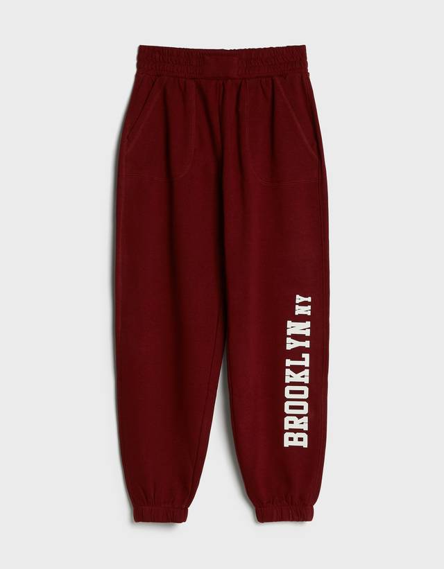 Joggers with print - Woman | Bershka