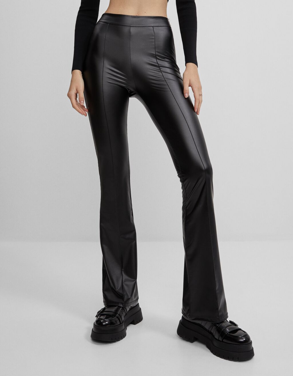 Pantaloni Pentru Femei Colecție Nouă Bershka