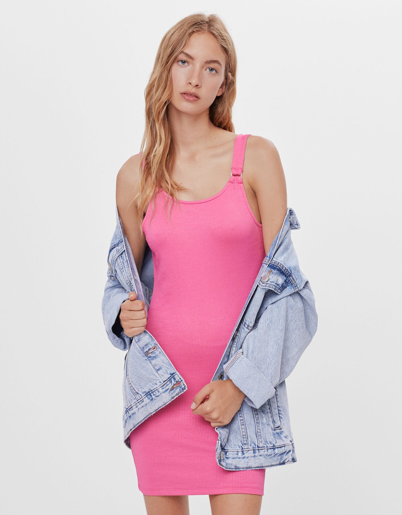 Vestido espalda descubierta - Mujer | Bershka