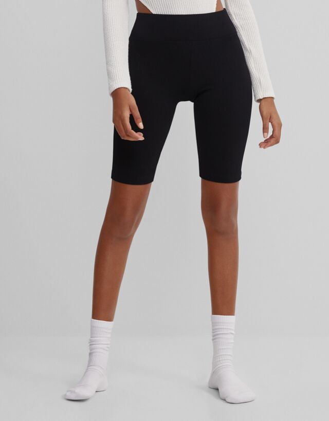 Pantalón Ciclista - Última Semana - Bershka El Salvador