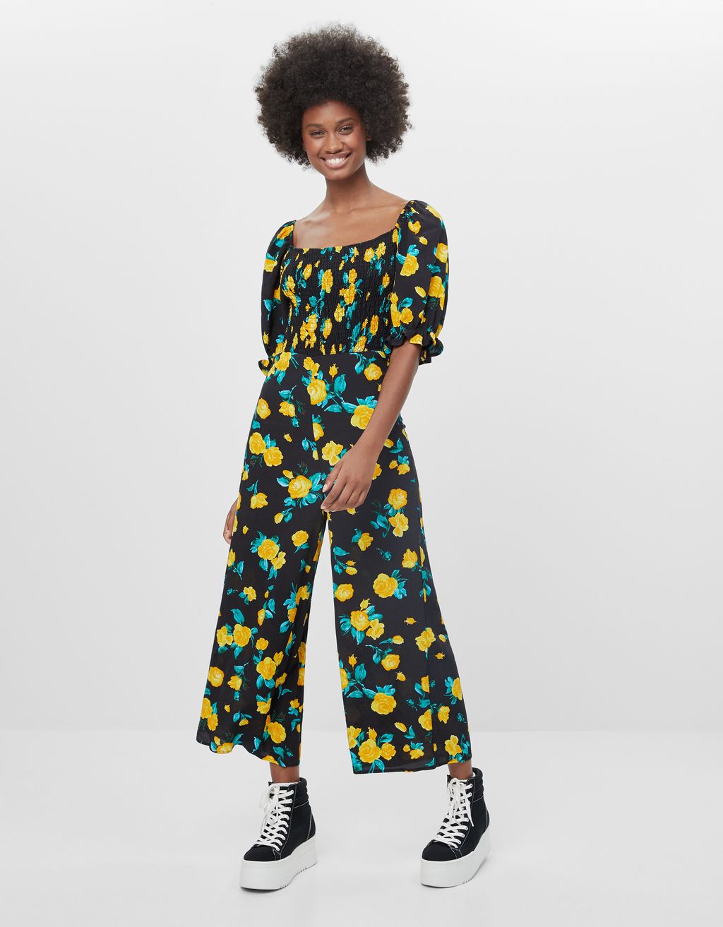 Langer Jumpsuit mit Blumenprint - Kleider - Damen