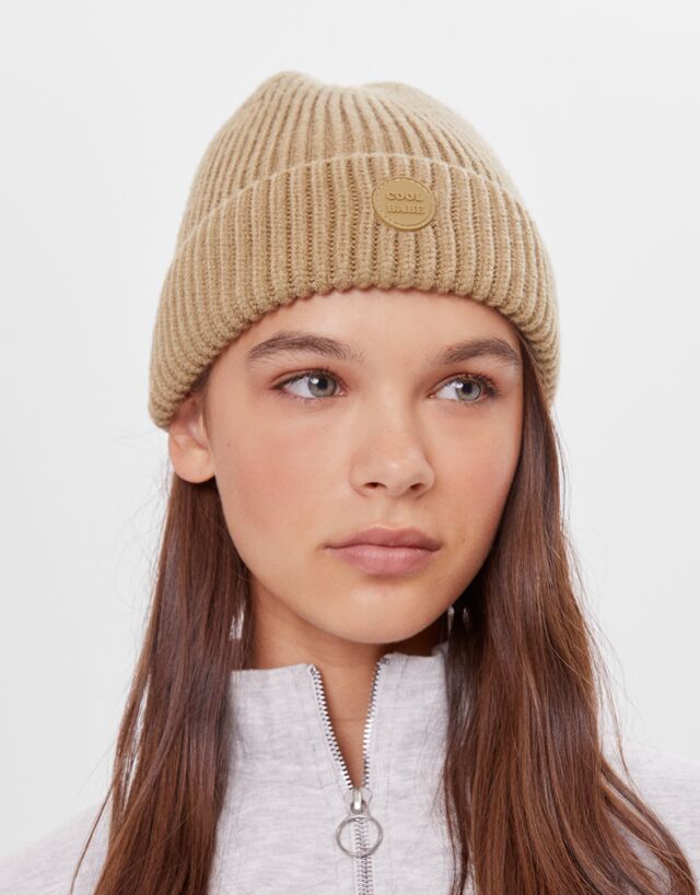 bershka beanie