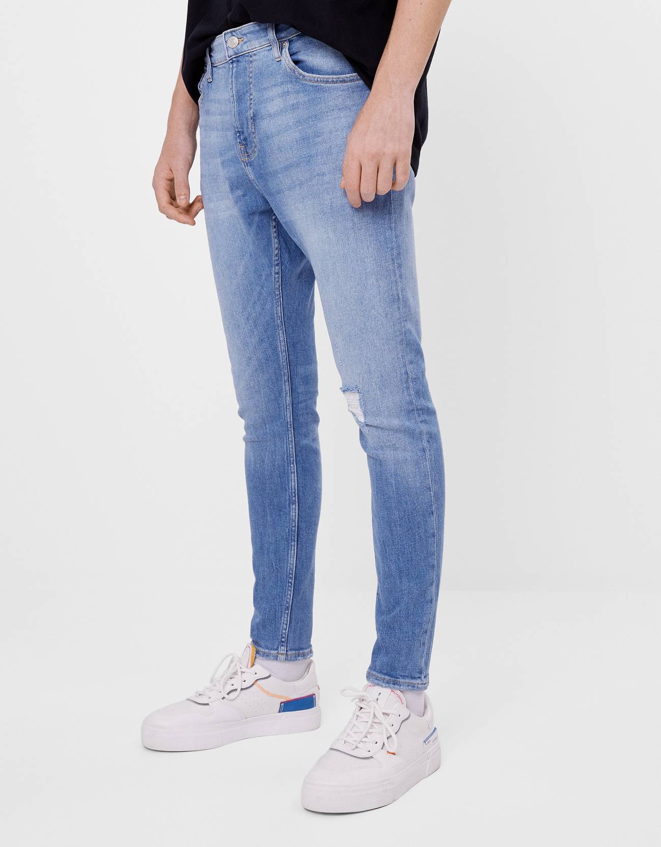 bershka slim fit jeans in light blue